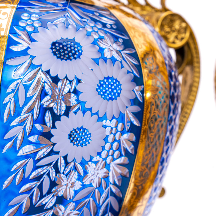 Medium Vases
