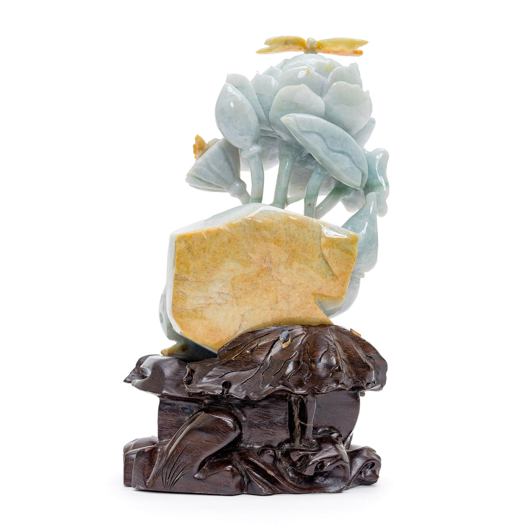 Tranquil jade peony carving, a timeless symbol of honor and self-realization