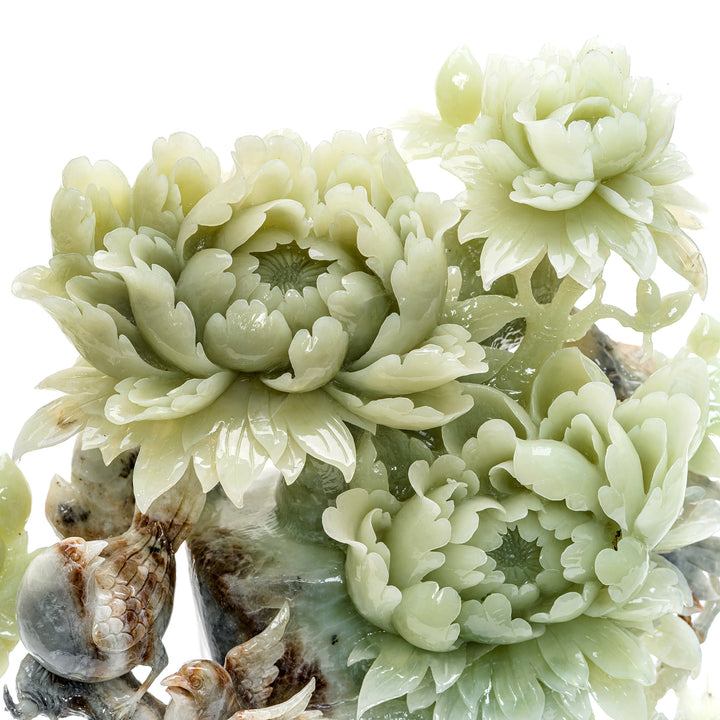 Prosperity-bringing peony and bird basket sculpture in agate.