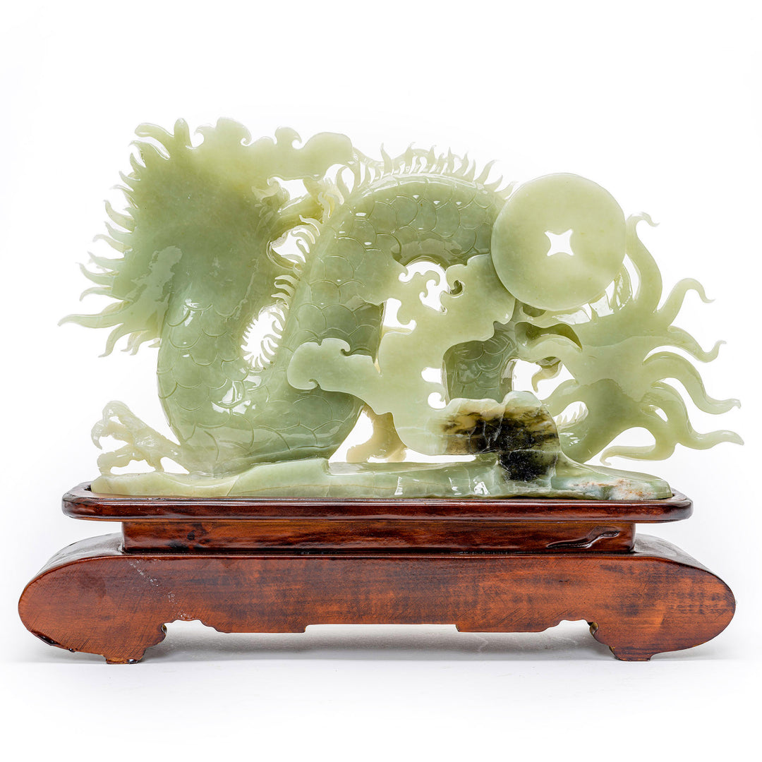 Agate stone dragon symbolizing wisdom and power.