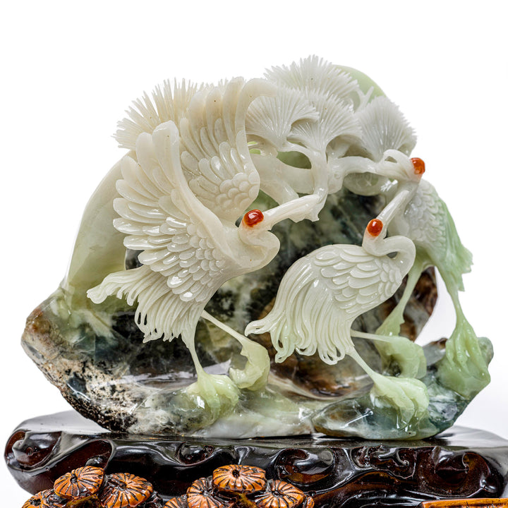 Agate bird sculpture capturing the essence of crane harmony.