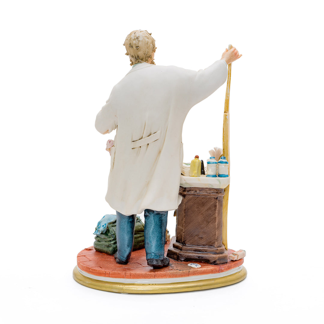 Genuine Capodimonte 'Oculist' made in Italy.
