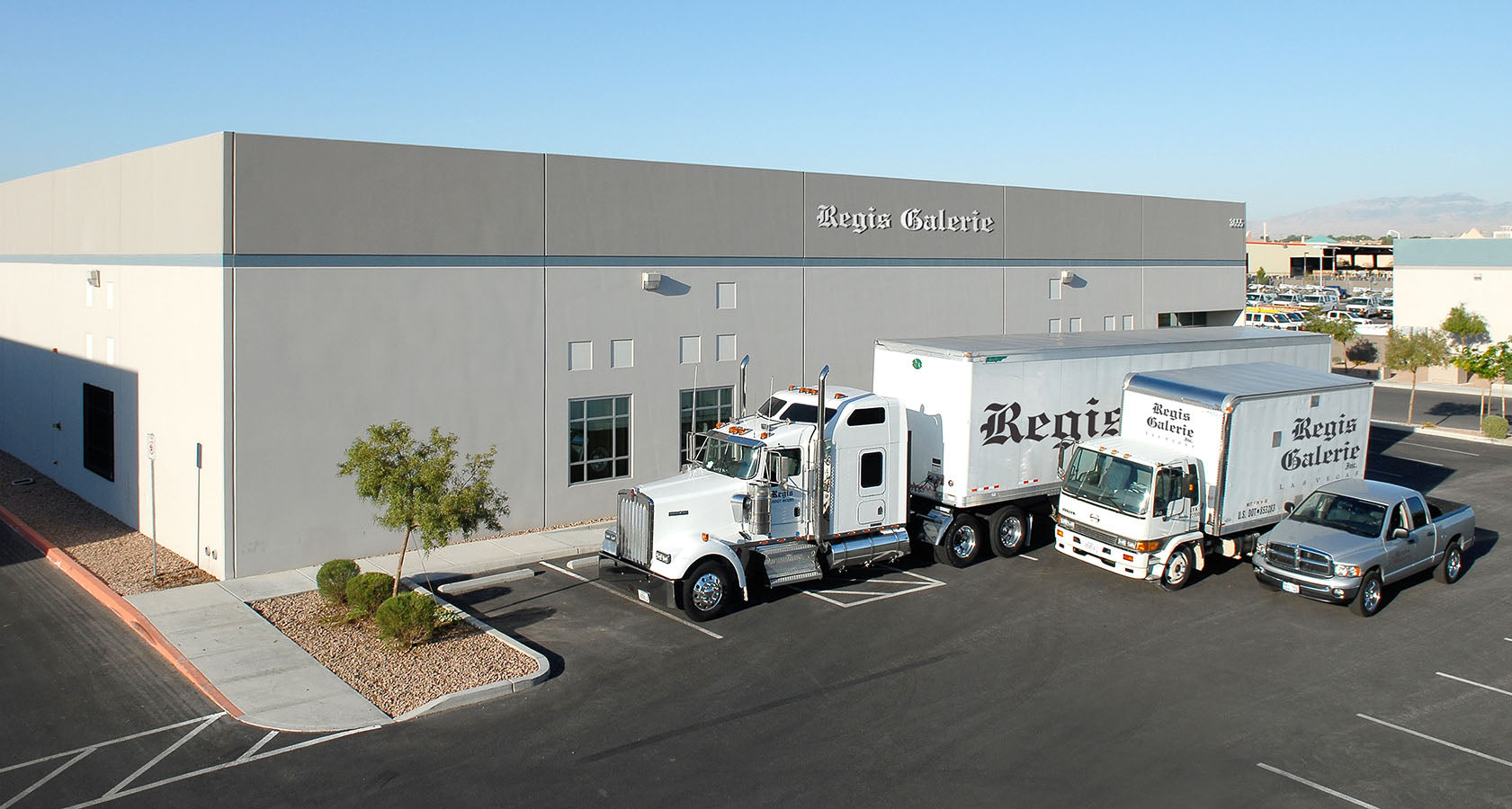 Regis Galerie: Unrivaled Artistry and Luxury Shopping | Las Vegas' Venetian Hotel