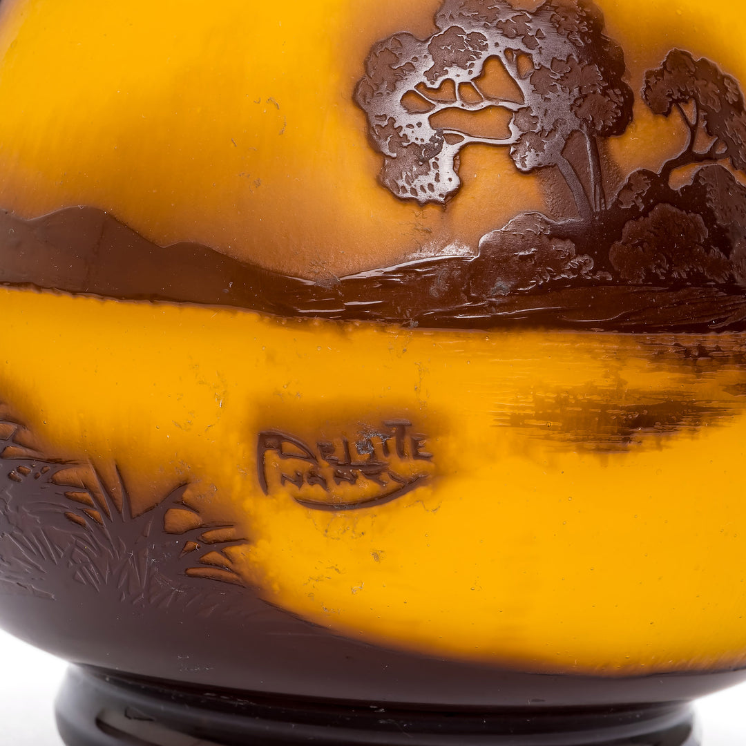 Etched signature on Andre Delatte Nancy vase