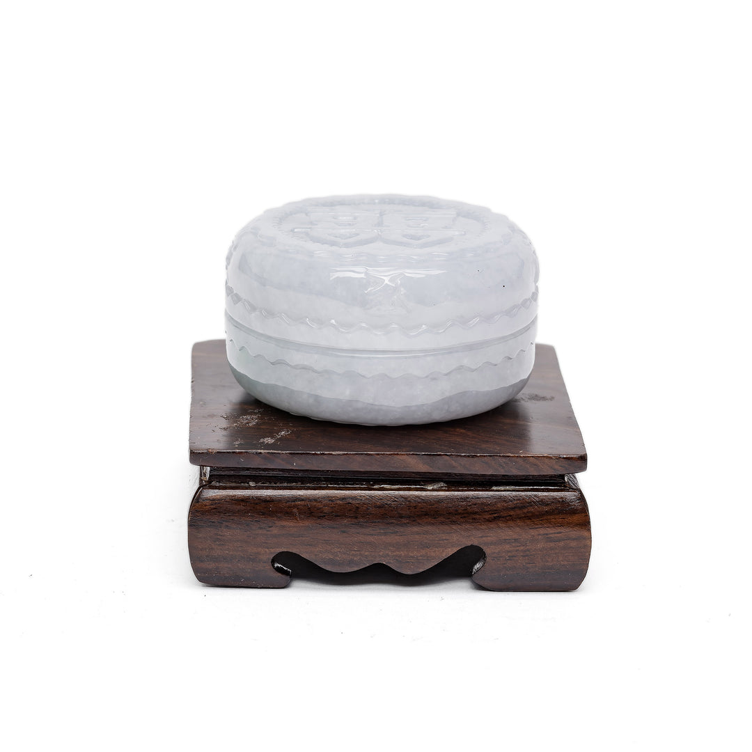 Round jade container with engraved top