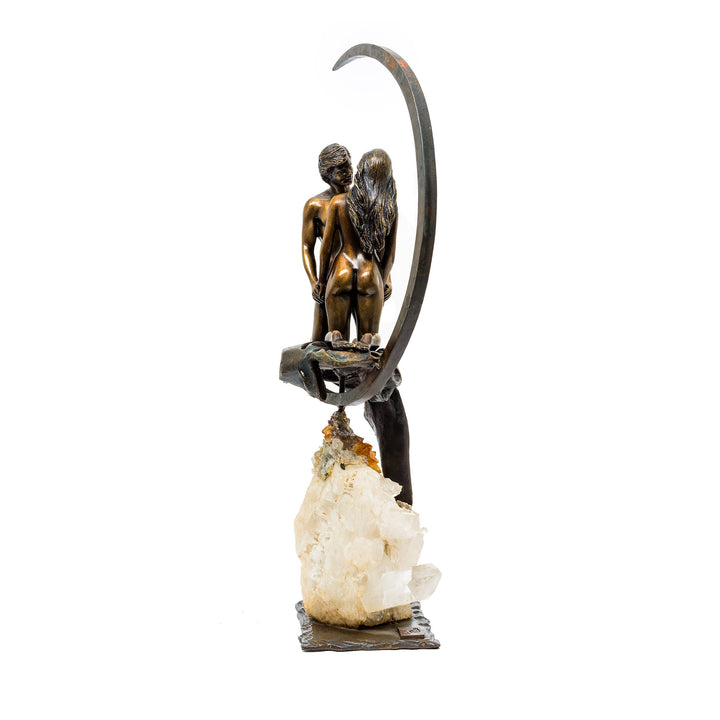 Sculpture side profile with bronze figures and mineral base