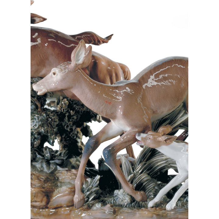 Image 4 Lladro Pursued Deer Sculpture. Limited Edition - 01001377