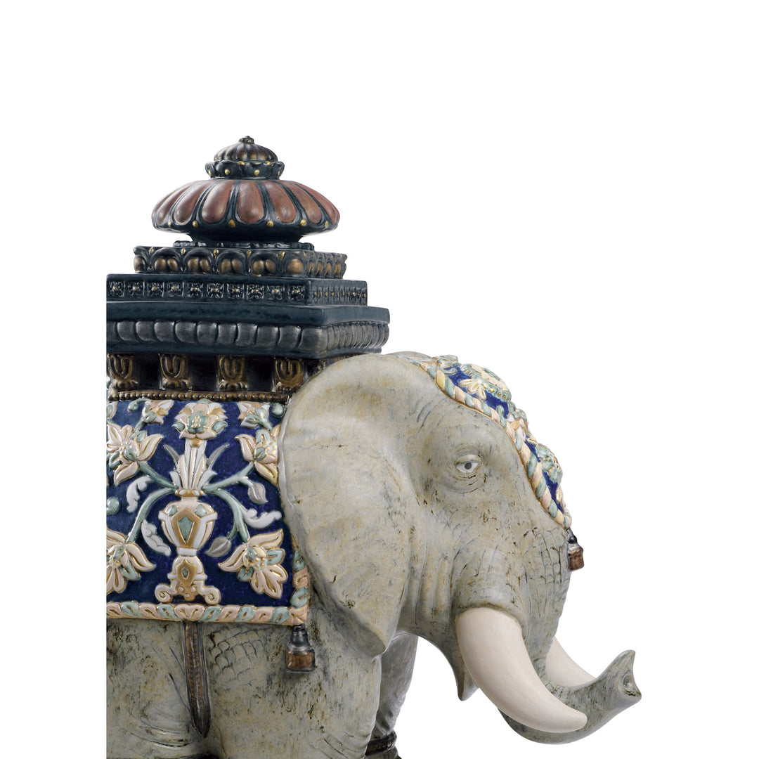 Image 2 Lladro Siamese Elephant Sculpture. Limited Edition - 01001937