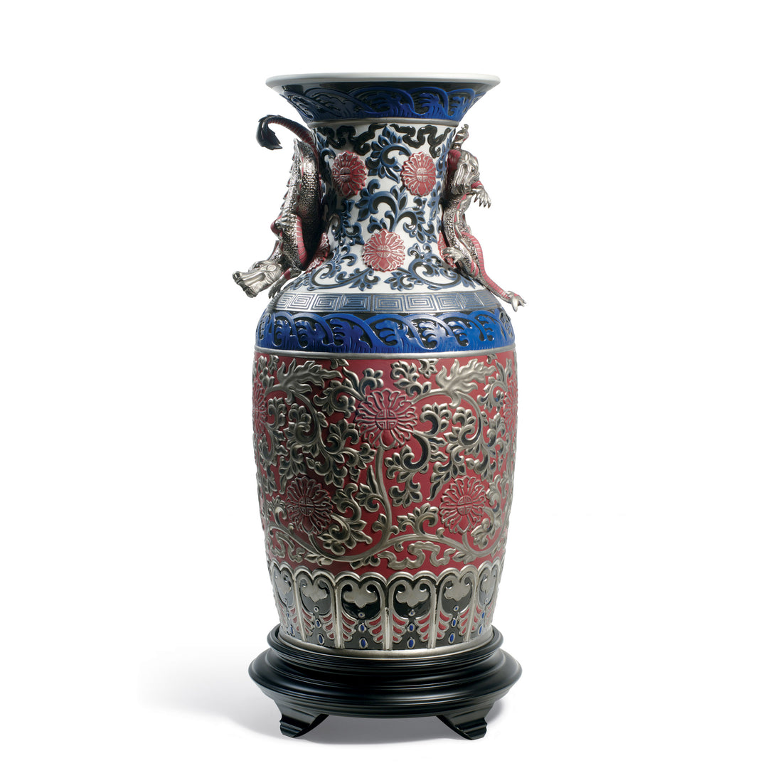 Lladro Oriental Vase Sculpture. Red. Limited Edition - 01001954