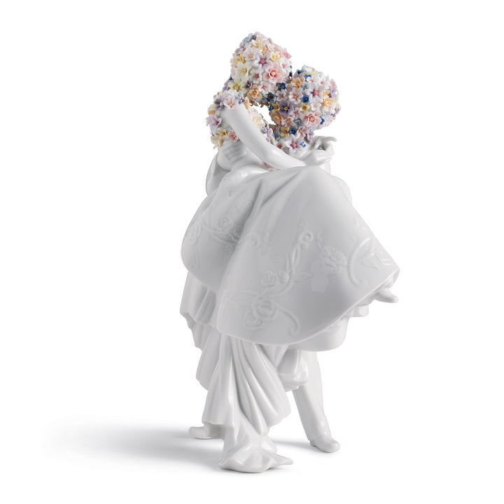 Lladro Love II Couple Figurine - 01007232