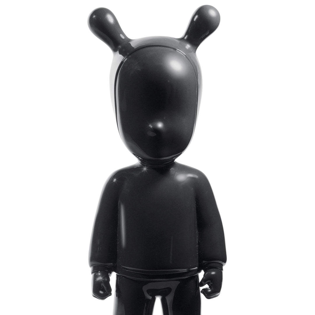 Image 2 Lladro The Black Guest Figurine. Large Model. - 01007282