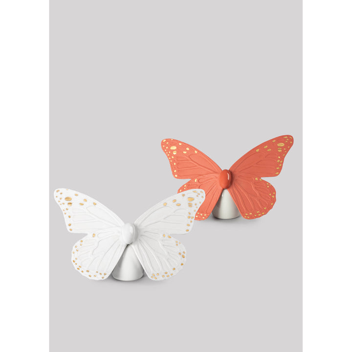 Image 5 Lladro Butterfly Figurine. Golden Luster & White - 01009451