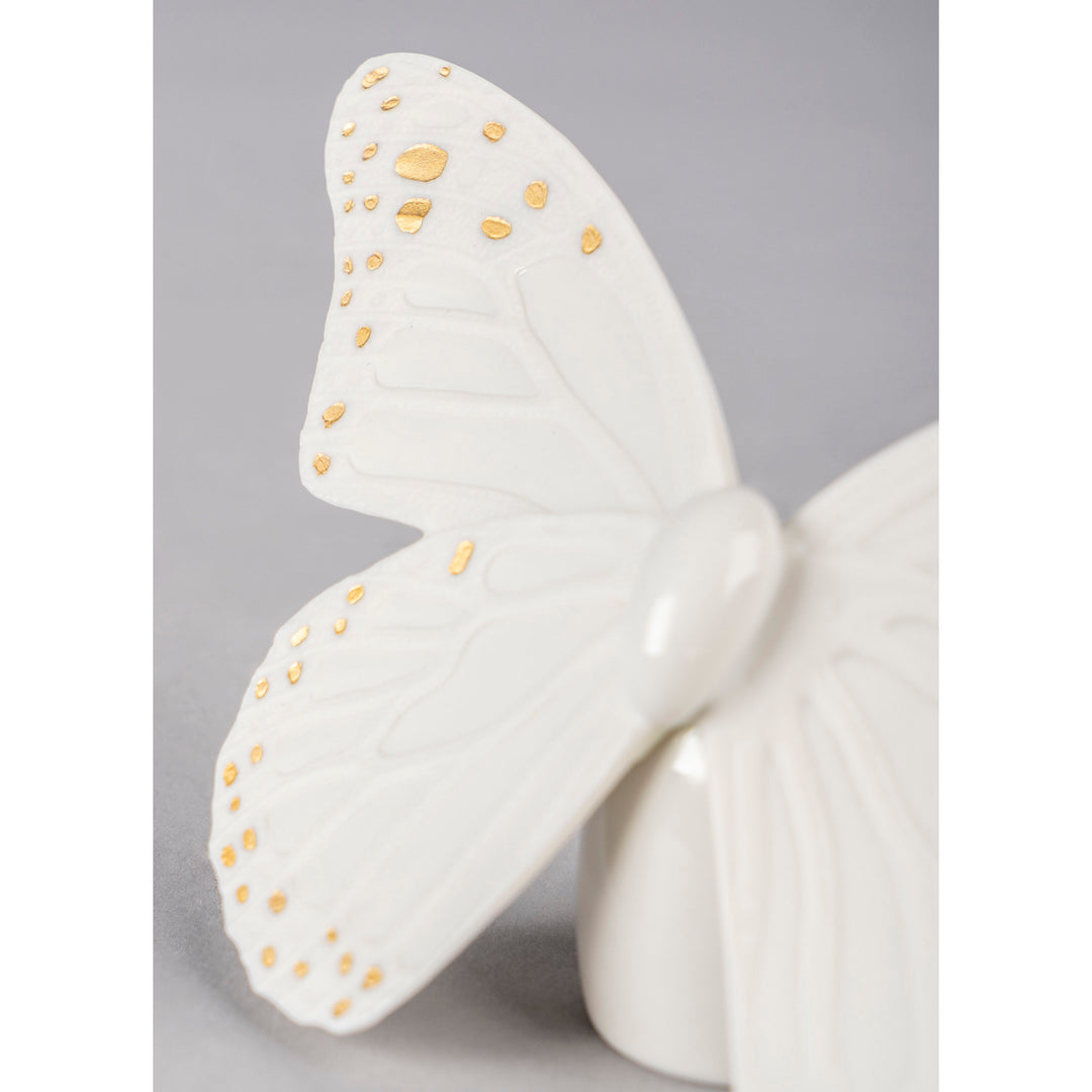 Image 6 Lladro Butterfly Figurine. Golden Luster & White - 01009451