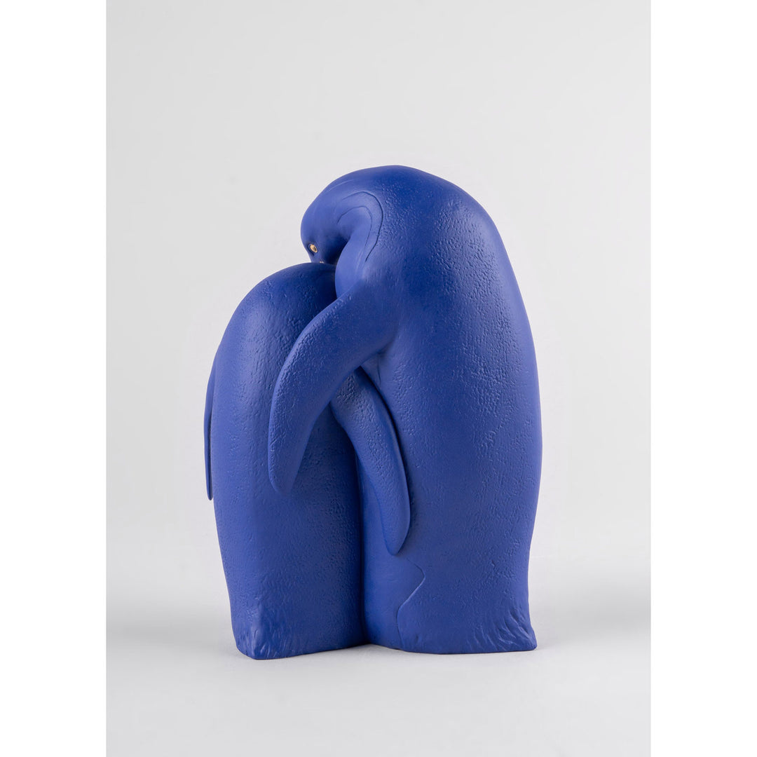Image 6 Lladro Penguin family Sculpture. Limited Edition. Blue and Gold - 01009539