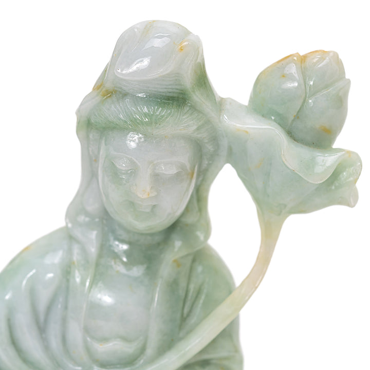 Jade Seated Kwan Yin