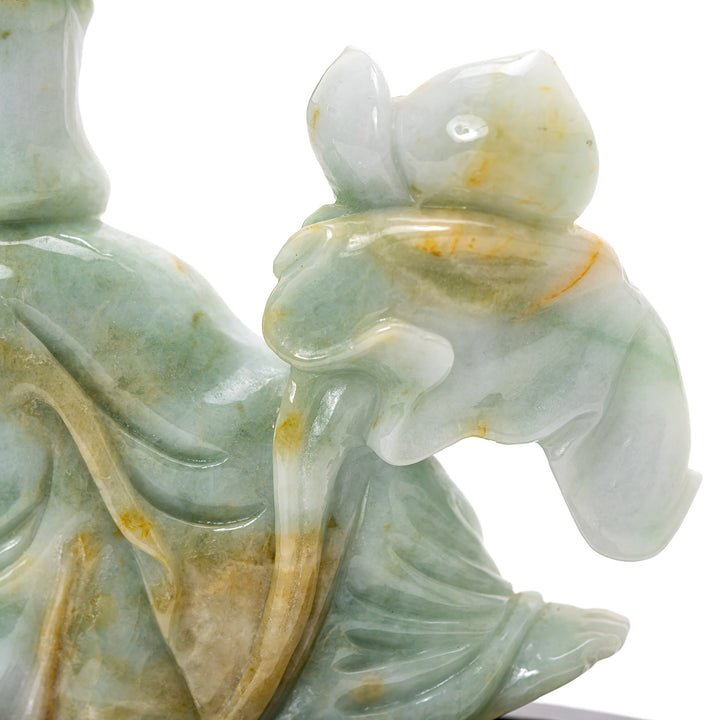 Jade Seated Kwan Yin