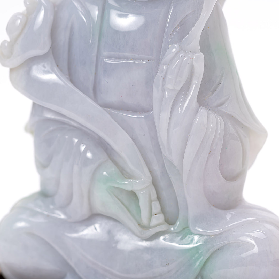 Seated Jade Guan Yin