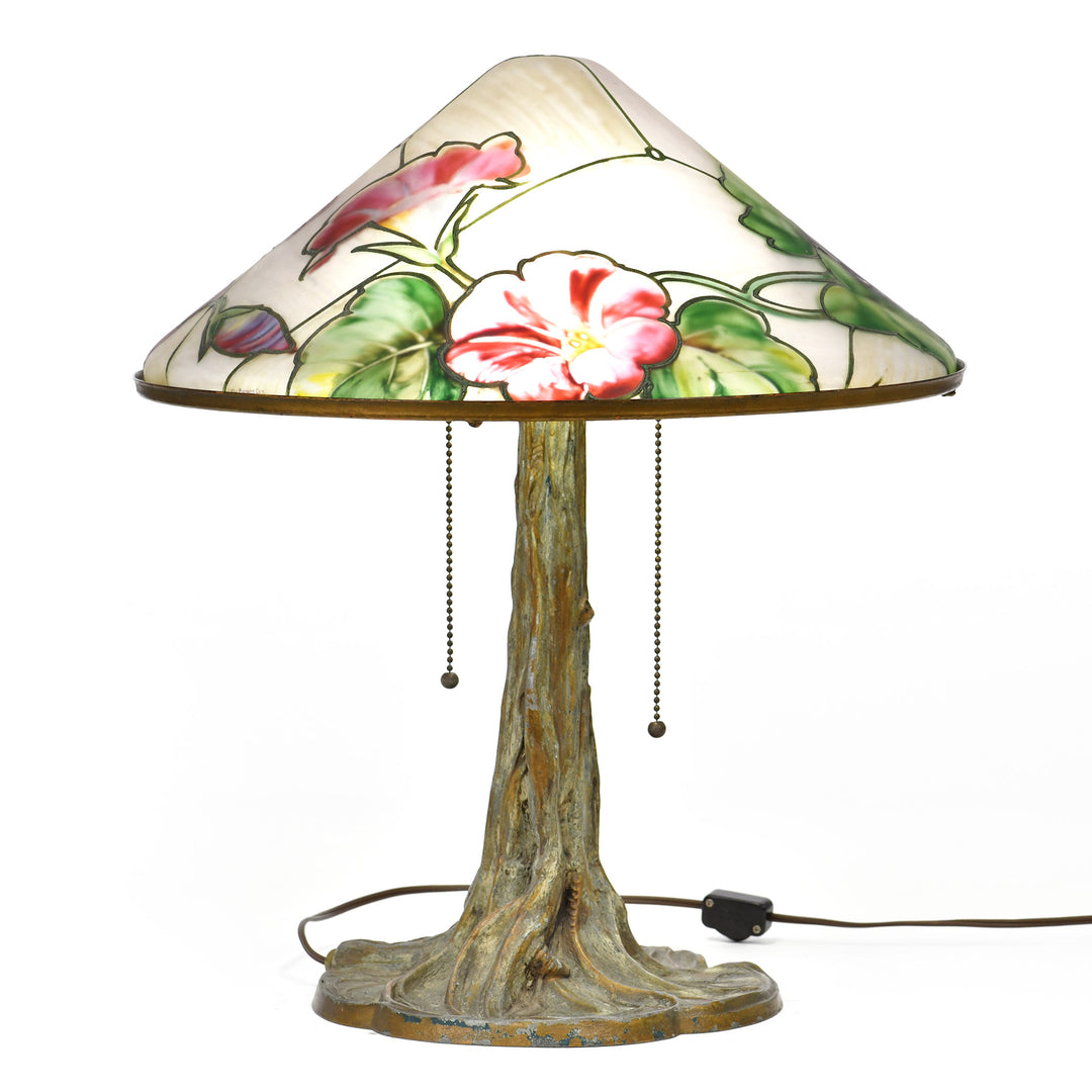 Artistic illumination from the Pairpoint's Springfield design.