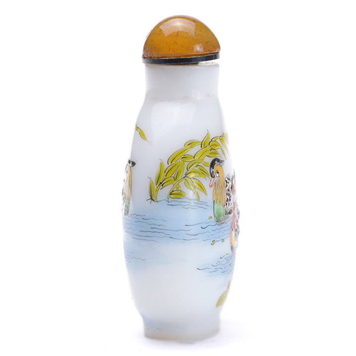 Regis Galerie Snuff Bottles Collection. Snuff Bottle Bird Motif Image