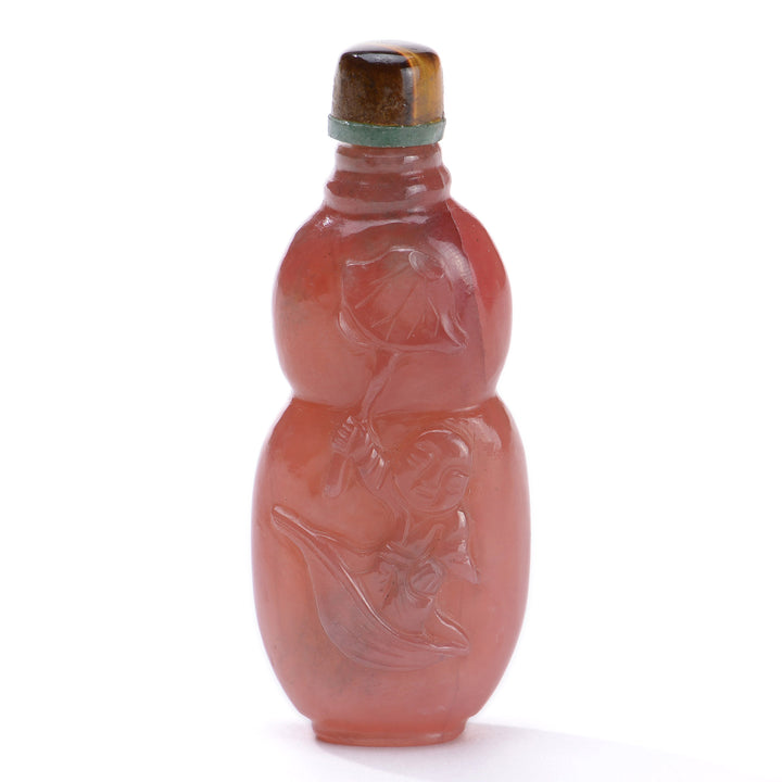 Regis Galerie Snuff Bottles Collection. Snuff Bottle Tiger Eye Image