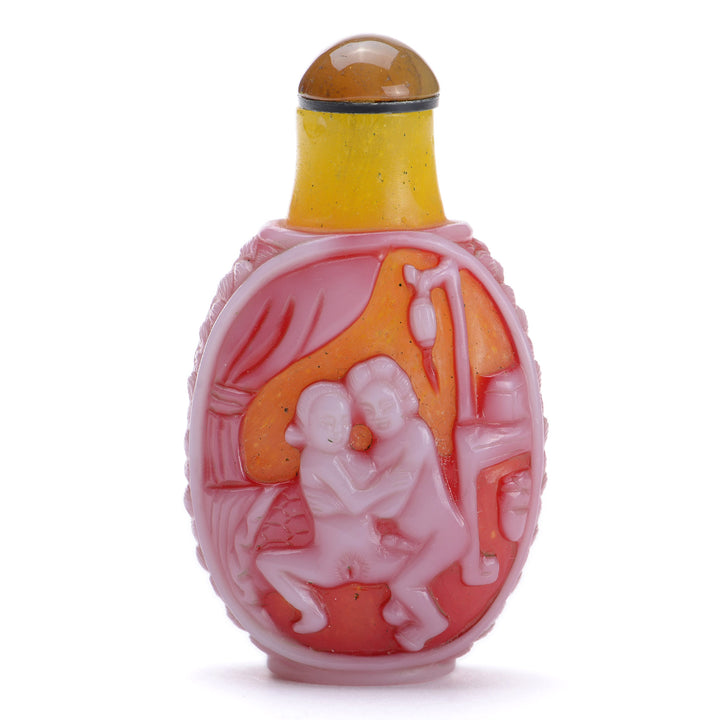 Regis Galerie Snuff Bottles Collection. Snuff Bottle - Overlay Image