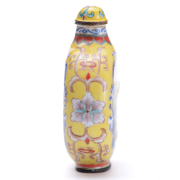 Regis Galerie Snuff Bottles Collection. Snuff Bottle Porcelain Image