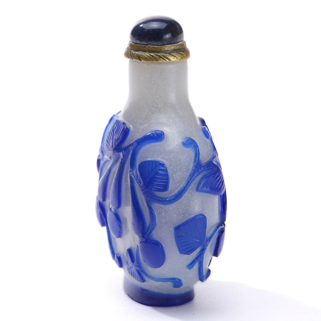 Regis Galerie Snuff Bottles Collection. Snuff Bottle Glass Image