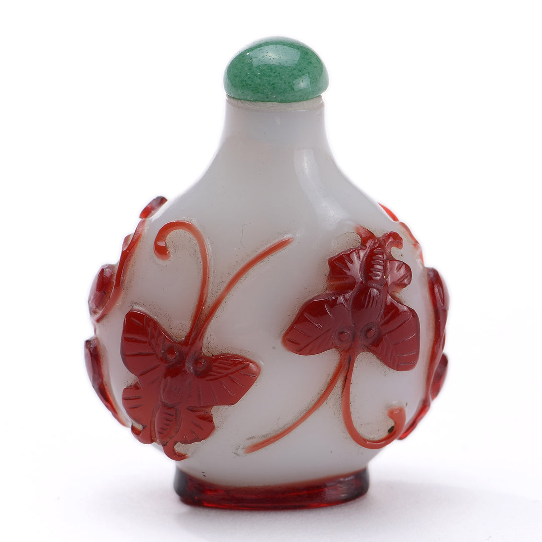 Regis Galerie Snuff Bottles Collection. Snuff Bottle Peking Glass Image