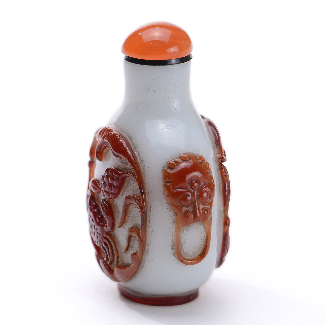 Regis Galerie Snuff Bottles Collection. Snuff Bottle Peking Glass Image