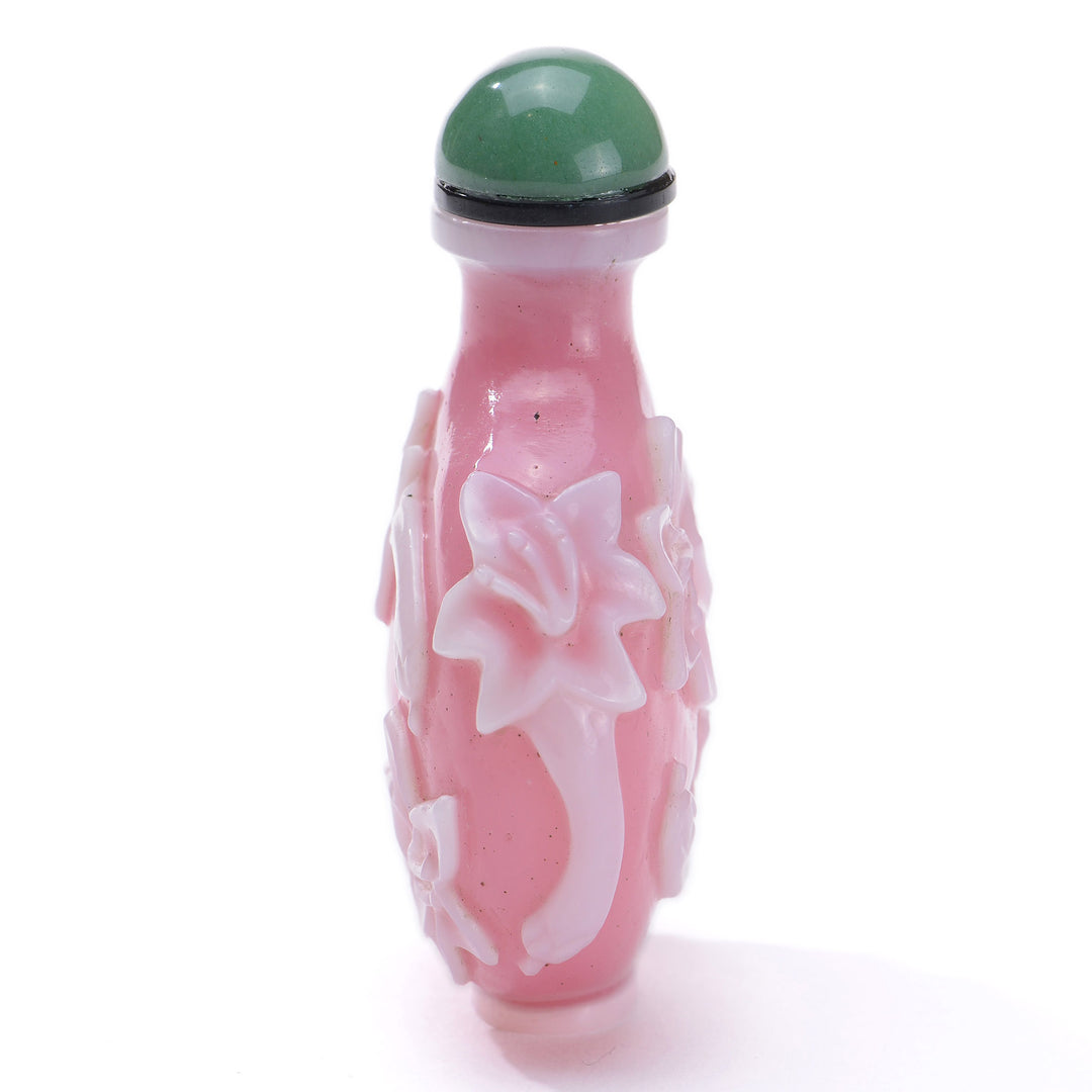 Regis Galerie Snuff Bottles Collection. Snuff Bottle 2-Tone Glass Image