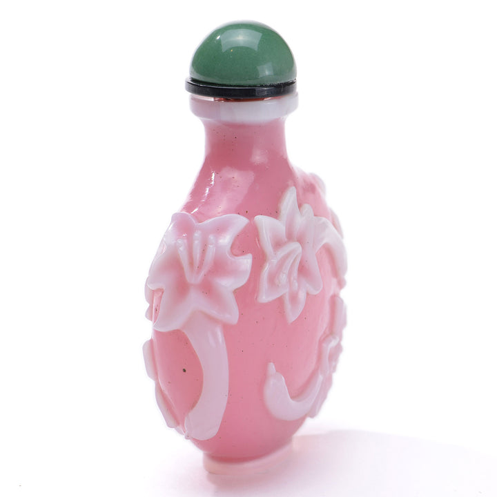 Regis Galerie Snuff Bottles Collection. Snuff Bottle 2-Tone Glass Image
