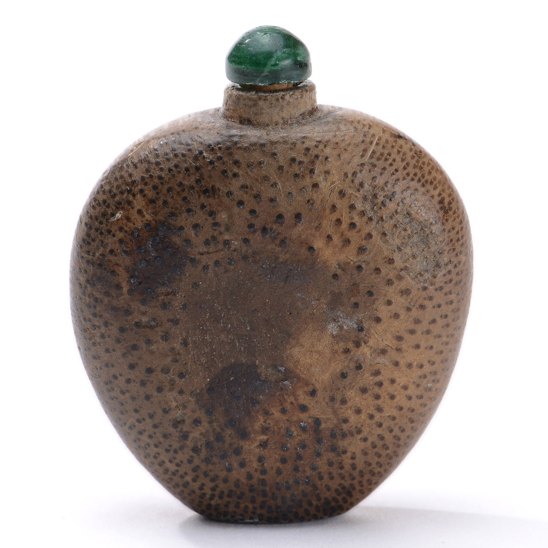 Regis Galerie Snuff Bottles Collection. Snuff Bottle Image