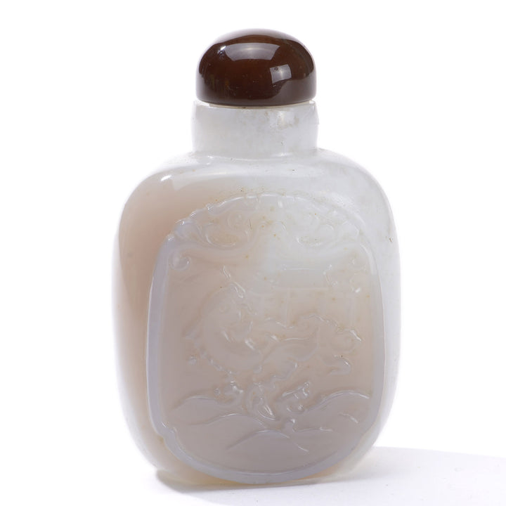 Regis Galerie Snuff Bottles Collection. Snuff Bottle Agate Image