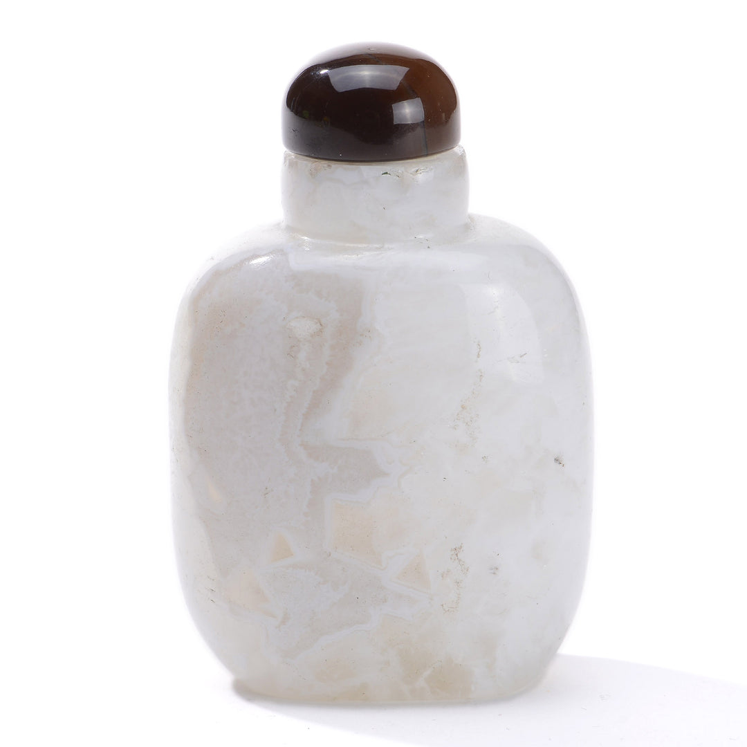 Regis Galerie Snuff Bottles Collection. Snuff Bottle Agate Image