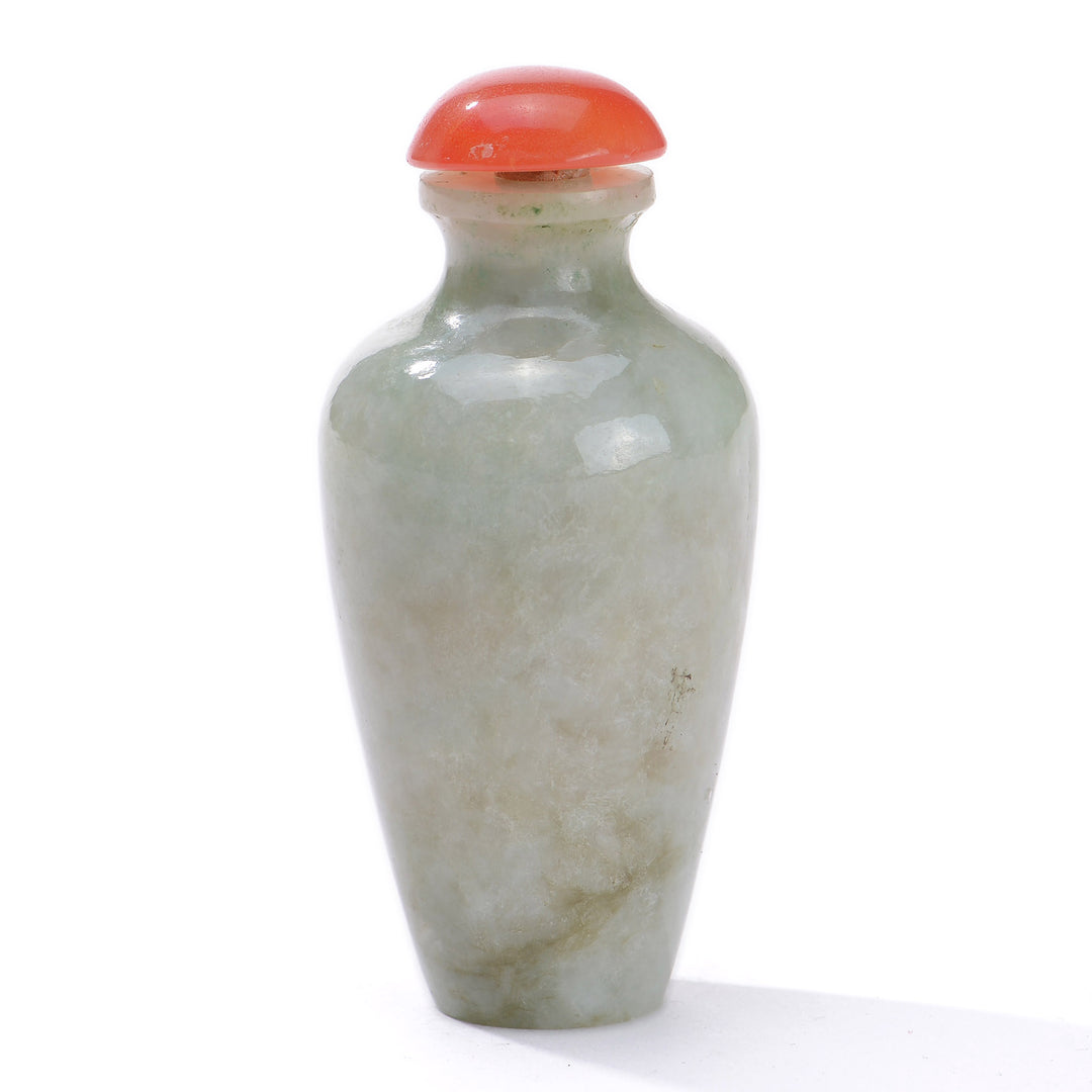 Regis Galerie Snuff Bottles Collection. Snuff Bottle Jadeite Image