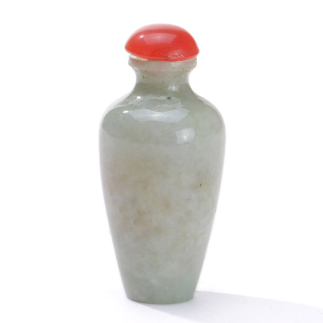 Regis Galerie Snuff Bottles Collection. Snuff Bottle Jadeite Image
