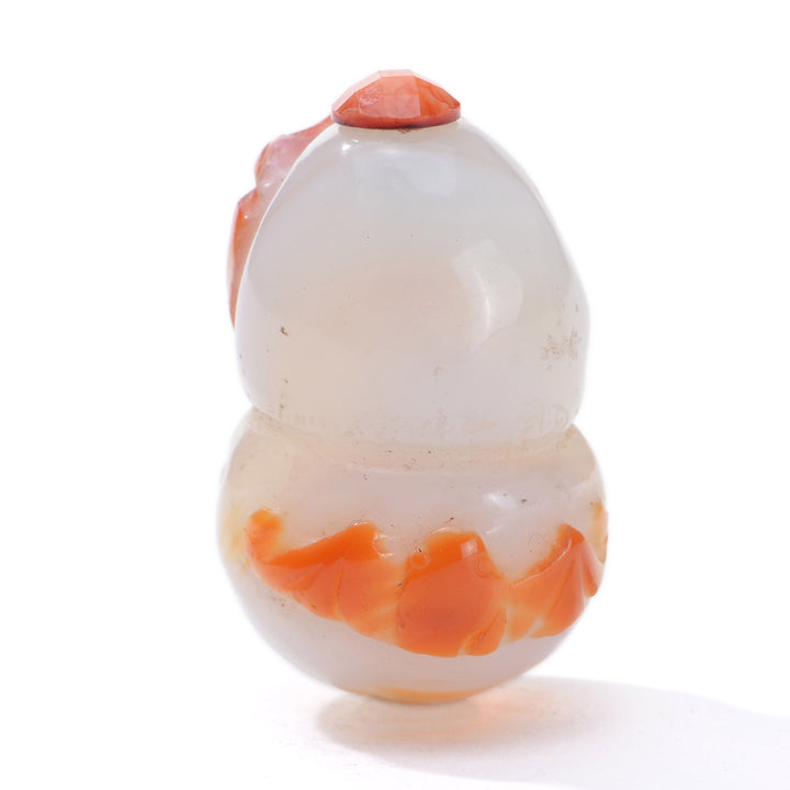 Regis Galerie Snuff Bottles Collection. Snuff Bottle Agate Image