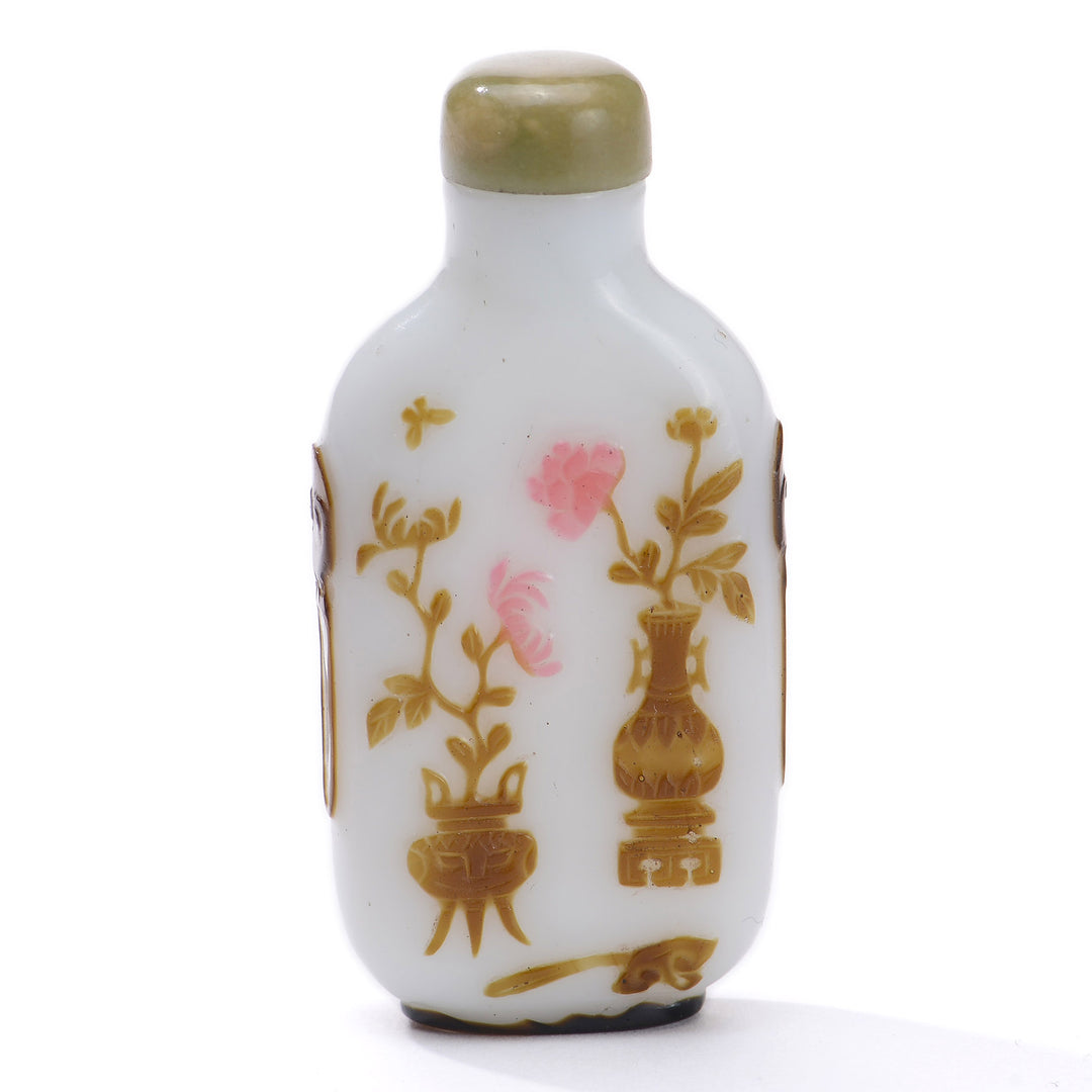 Regis Galerie Snuff Bottles Collection. Snuff Bottle Glass Image