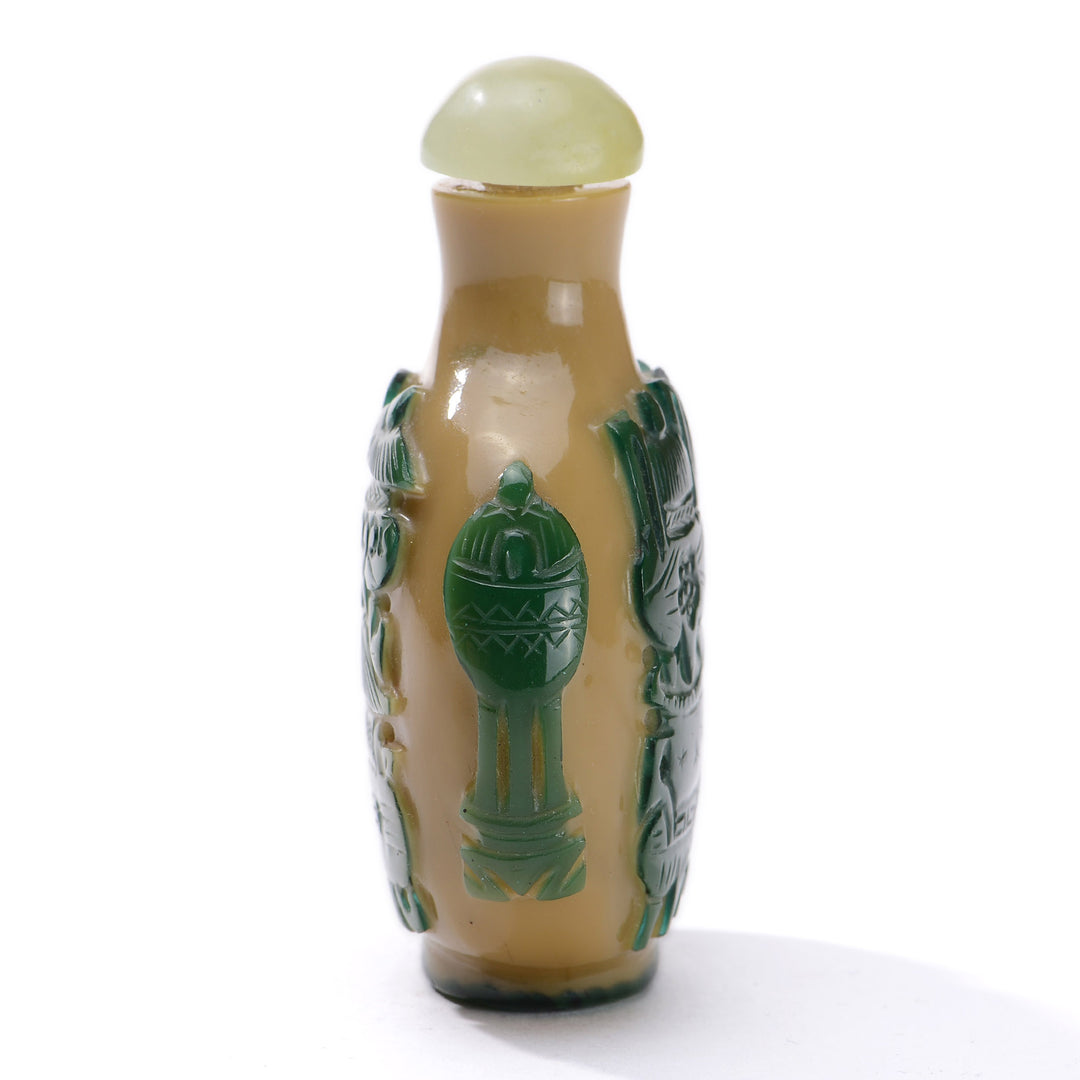 Regis Galerie Snuff Bottles Collection. Snuff Bottle Glass Image