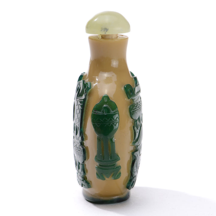 Regis Galerie Snuff Bottles Collection. Snuff Bottle Glass Image