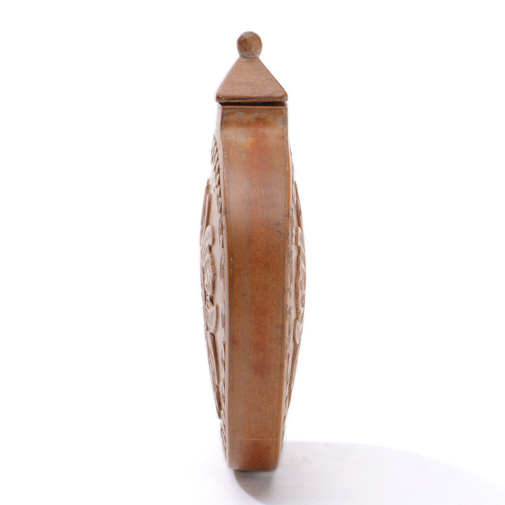 Exquisite Craftsmanship in Jade Carving