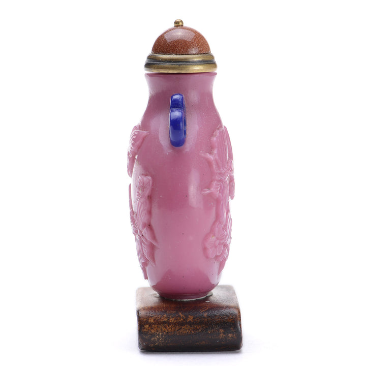 Regis Galerie Snuff Bottles Collection. Snuff Bottle Glass Image
