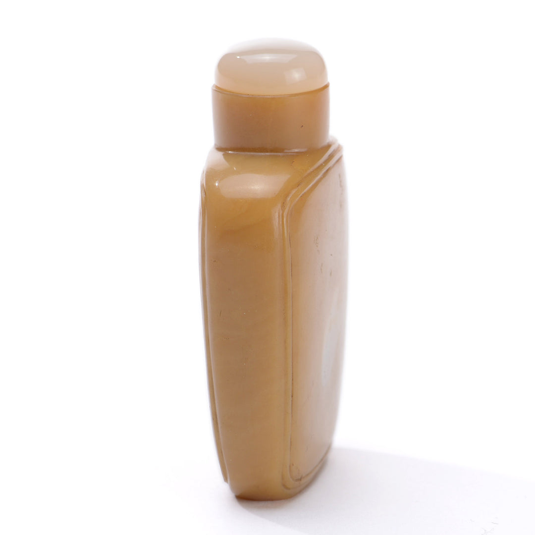 Regis Galerie Snuff Bottles Collection. Snuff Bottle Agate Image
