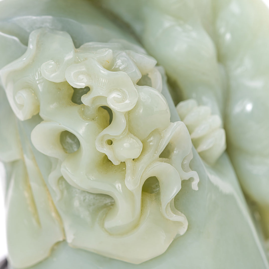 Pale Green Large Jade Cougar