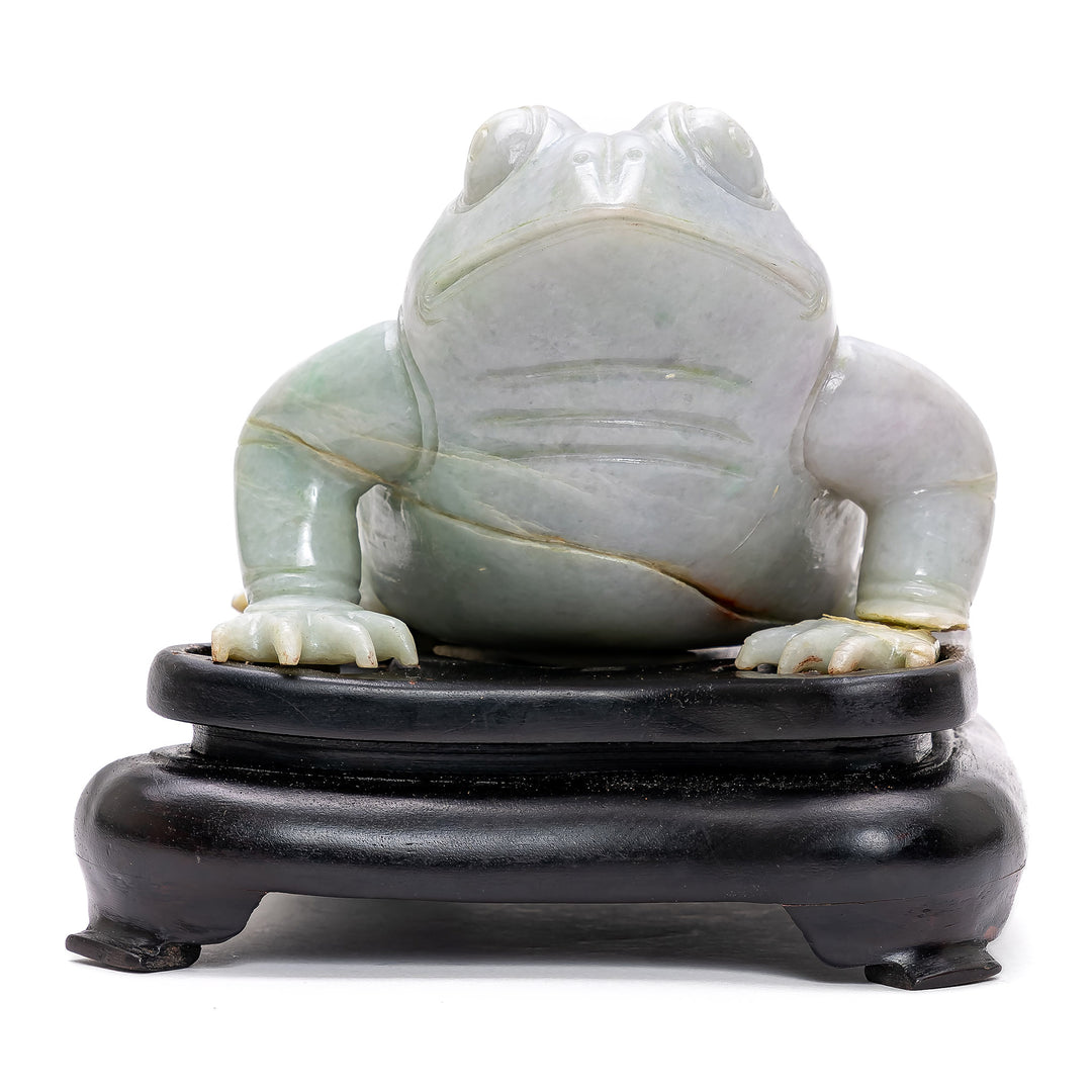Crouching Jade Frog
