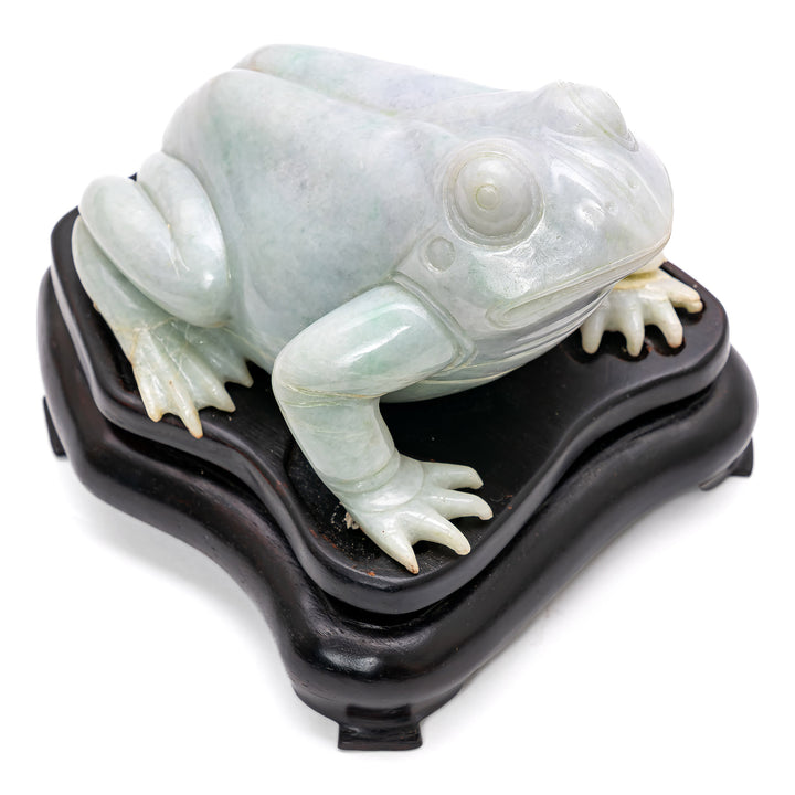 Crouching Jade Frog
