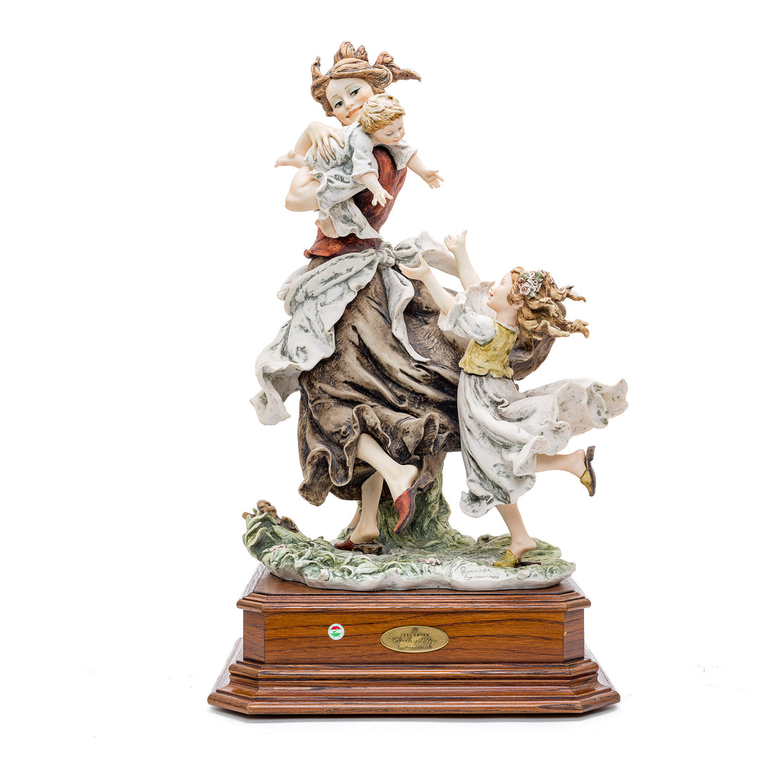 Giuseppe Armani 'Circle of Joy' genuine porcelain sculpture made in Italy.