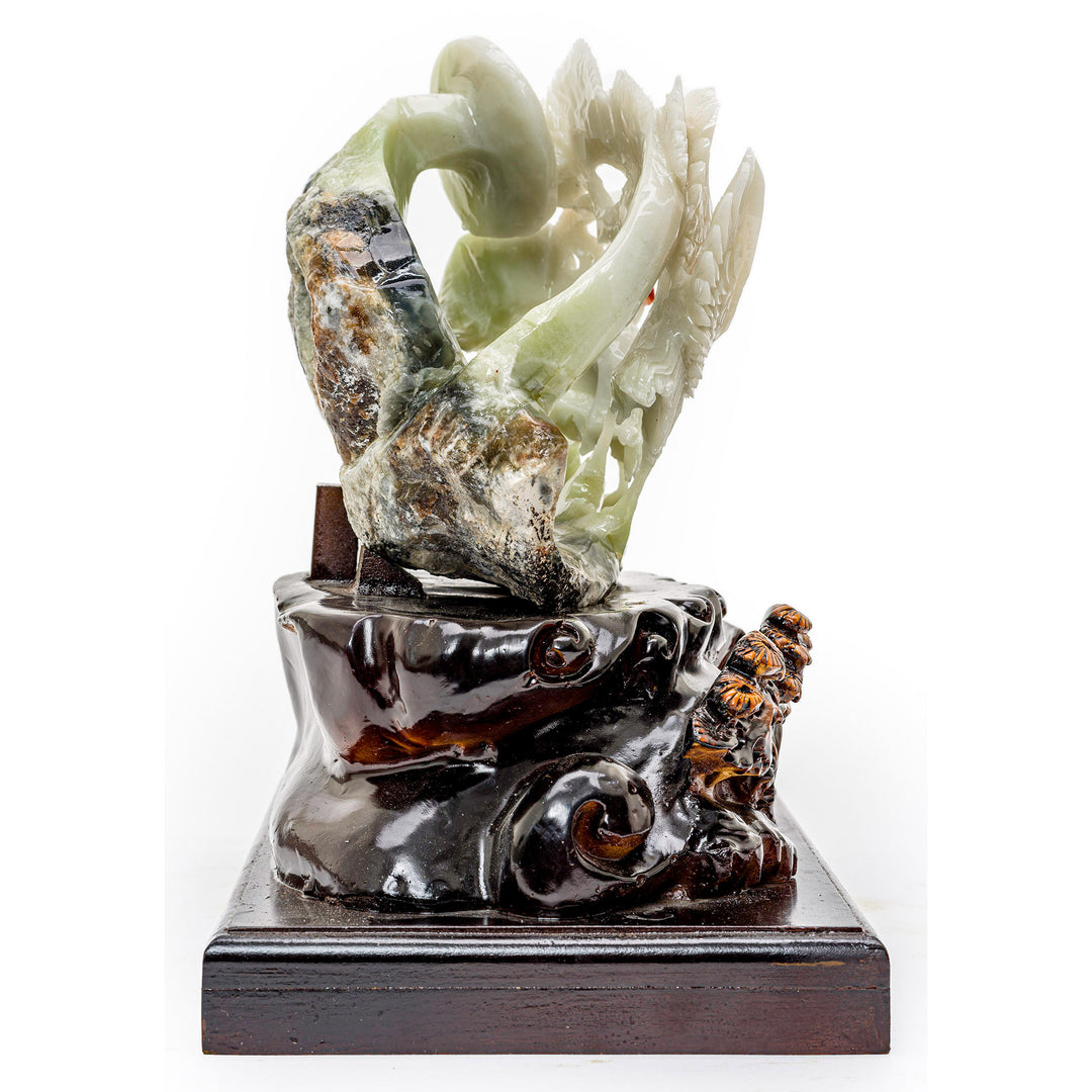 Handcrafted sculpture of cranes, the birds of wisdom, in agate.