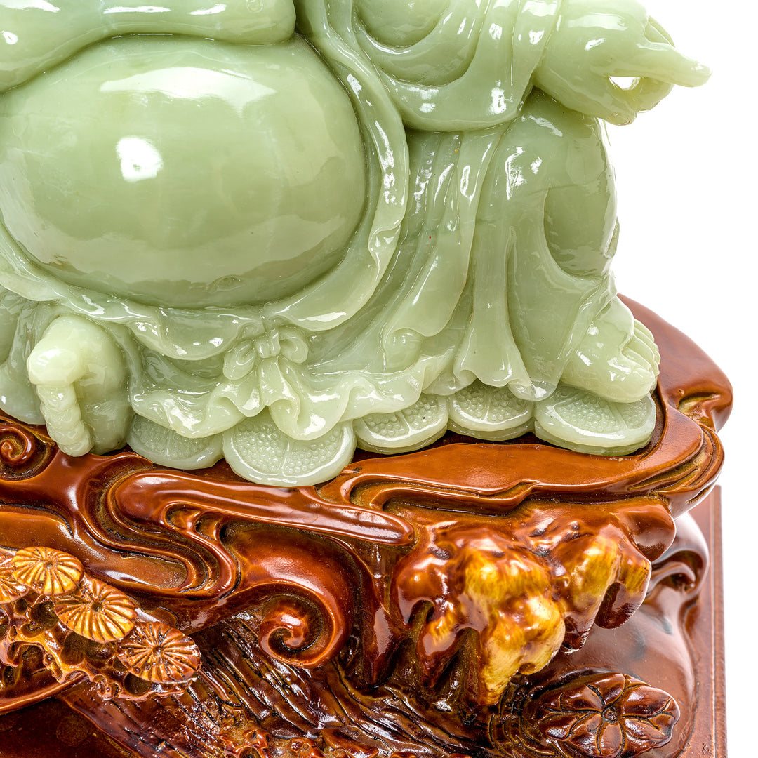 Enlightening Buddha lotus sculpture in agate
