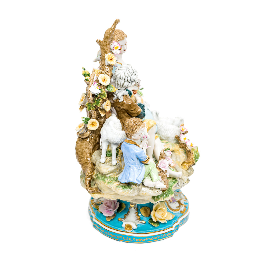 Classic German Dresden decorative pastoral sculpture